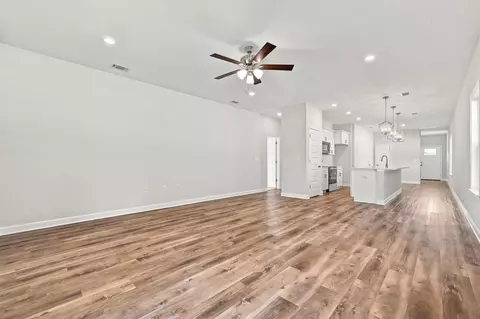 Living - 102 Horizon Way, Crestview, FL 32539 photo 4 of 4