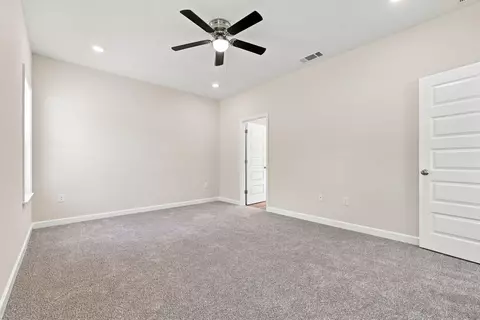 Bedroom - 102 Horizon Way, Crestview, FL 32539 photo 2 of 8