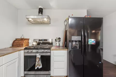 Kitchen - 3128 County Road 10, Samson, AL 36477 photo 5 of 5