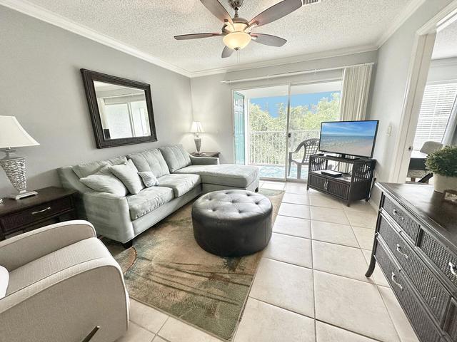 4274 Calinda Ln #243, Niceville, FL 32578