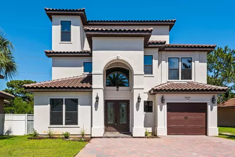 4698 Amhurst Cir, Destin, FL 32541