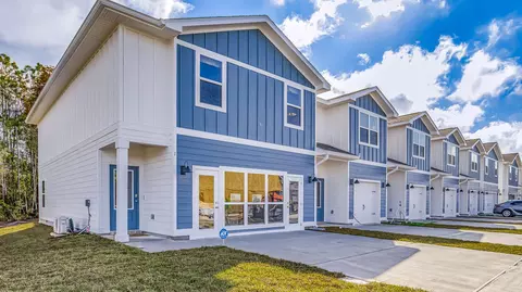 1 Hatten Ct, Mary Esther, FL 32569
