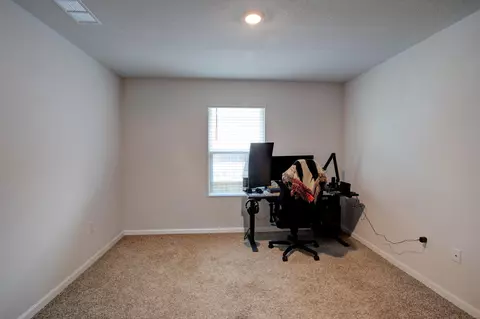Bedroom - 4732 Airmen Dr, Crestview, FL 32539 photo 3 of 7