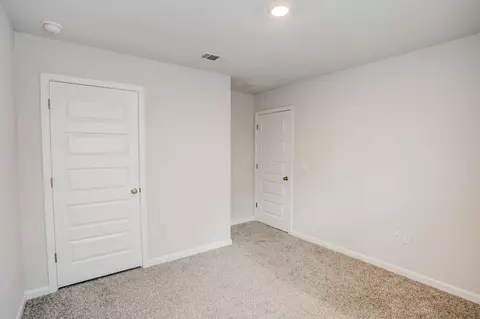 Bedroom - 4732 Airmen Dr, Crestview, FL 32539 photo 5 of 7
