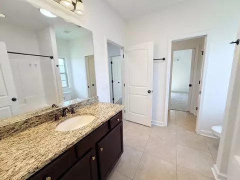 Bath - 5181 Rabbit Run, Crestview, FL 32539 photo 1 of 3