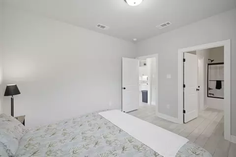 Bedroom - 130 Lumen Loop, Freeport, FL 32439 photo 11 of 11