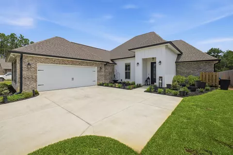 Exterior - 130 Lumen Loop, Freeport, FL 32439 photo 2 of 17