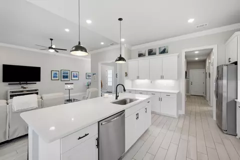 Kitchen - 130 Lumen Loop, Freeport, FL 32439 photo 6 of 7