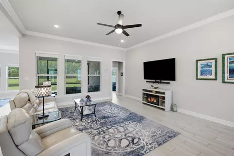 Living - 130 Lumen Loop, Freeport, FL 32439 photo 1 of 2