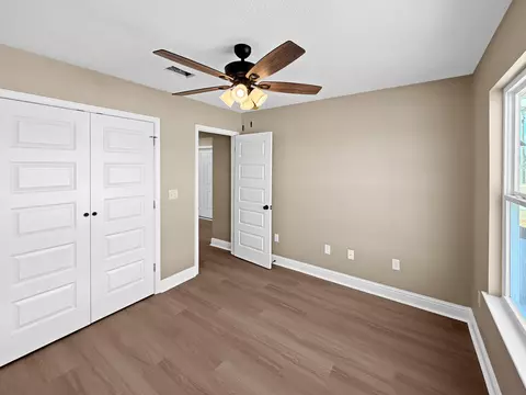 Bedroom - 5436 Bayleaf Dr, Crestview, FL 32539 photo 2 of 3