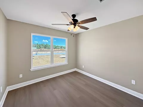 Bedroom - 5436 Bayleaf Dr, Crestview, FL 32539 photo 1 of 3