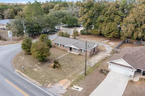 View/Area - 469 Stillwell Blvd, Crestview, FL 32539 photo 2 of 5