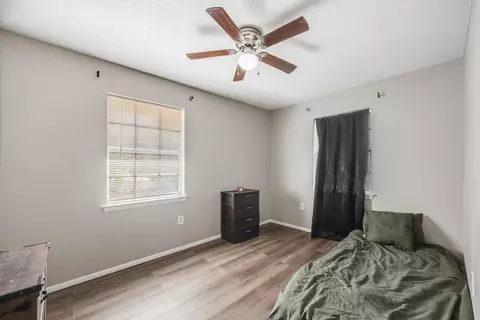 Bedroom - 469 Stillwell Blvd, Crestview, FL 32539 photo 2 of 2