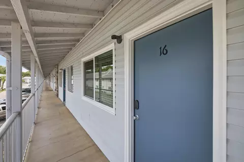 201 E College Blvd #16, Niceville, FL 32578