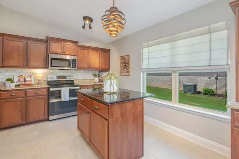 Kitchen - 182 Amadeus Ave, Freeport, FL 32439 photo 5 of 6