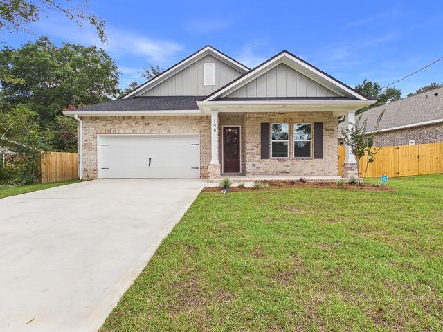 19 B Bayview Dr, Shalimar, FL 32579