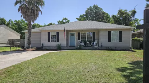 103 SW Cowrie Ave, Fort Walton Beach, FL 32548
