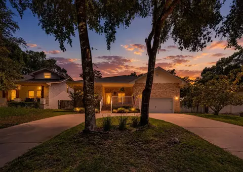 1341 N Bayshore Dr, Valparaiso, FL 32580