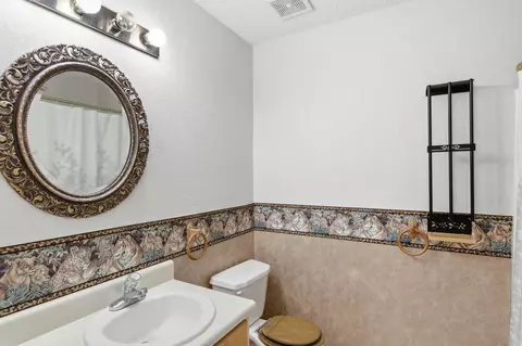 Bath - 5802 Stafford Blvd, Crestview, FL 32539 photo 2 of 2