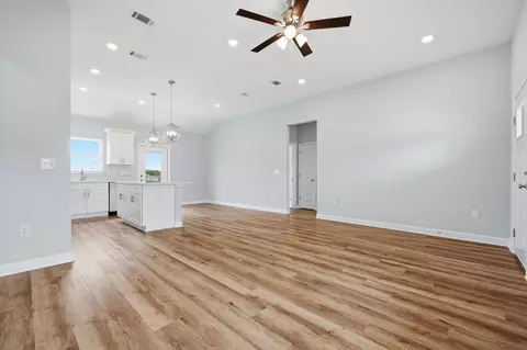 Living - 6139 Mildreds Way, Crestview, FL 32539 photo 3 of 4