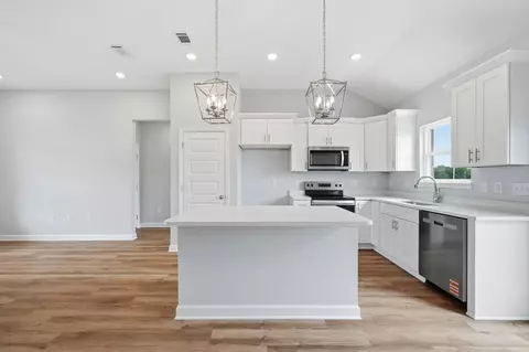 Kitchen - 6139 Mildreds Way, Crestview, FL 32539 photo 2 of 3