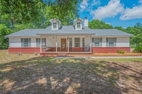 6014 Robin Rd, Crestview, FL 32539 photo 1
