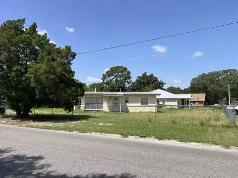 122 Thornhill Rd, Fort Walton Beach, FL 32547