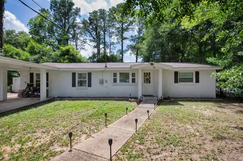 Exterior - 932 Kelvin Ct, Crestview, FL 32536 photo 7 of 7
