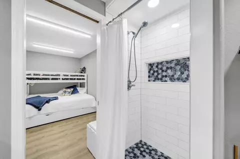 Bath - 159 Durango Rd #159, Destin, FL 32541 photo 6 of 6