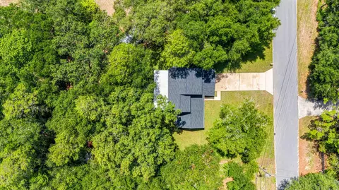 266 Goodwin Creek Rd, Freeport, FL 32439 photo 4