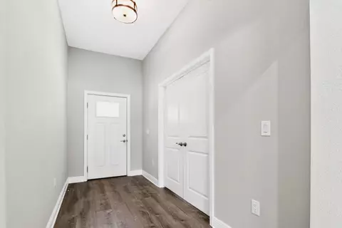 11254 Silverton Dr, Milton, FL 32583 photo 4