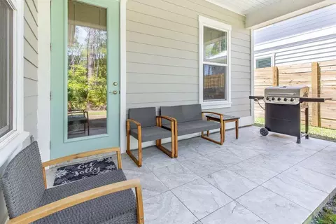 Exterior - 77 Mobile St, Miramar Beach, FL 32550 photo 3 of 7