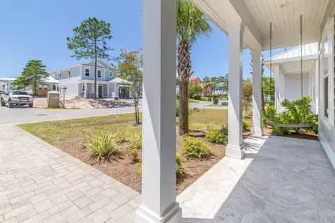 Exterior - 77 Mobile St, Miramar Beach, FL 32550 photo 2 of 7