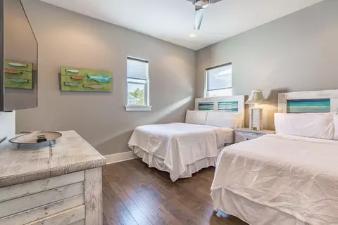 Bedroom - 77 Mobile St, Miramar Beach, FL 32550 photo 5 of 8