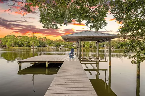 334 Woodland Bayou Dr, Santa Rosa Beach, FL 32459