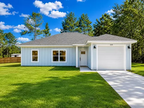 244 E Laurel Ln, Defuniak Springs, FL 32433