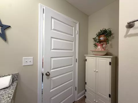 Bath - 5431 Lee Farm Blvd, Crestview, FL 32536 photo 4 of 4
