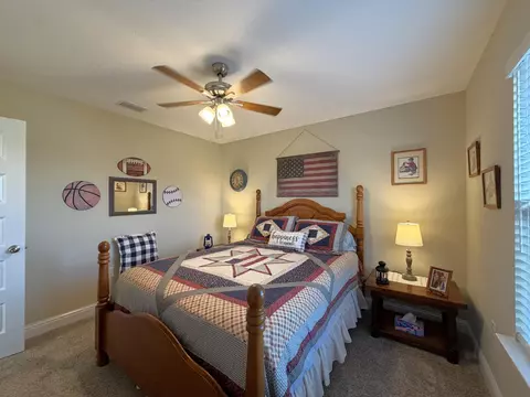 Bedroom - 5431 Lee Farm Blvd, Crestview, FL 32536 photo 7 of 7