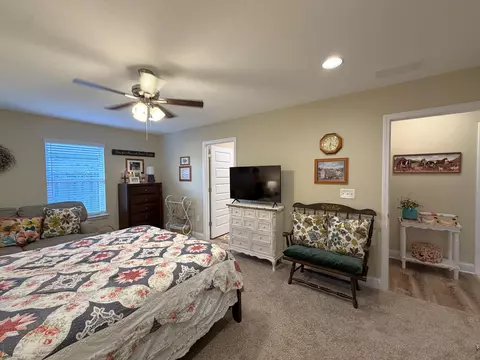 Bedroom - 5431 Lee Farm Blvd, Crestview, FL 32536 photo 2 of 7
