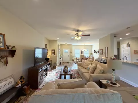 Living - 5431 Lee Farm Blvd, Crestview, FL 32536 photo 3 of 3