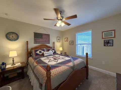 Bedroom - 5431 Lee Farm Blvd, Crestview, FL 32536 photo 6 of 7