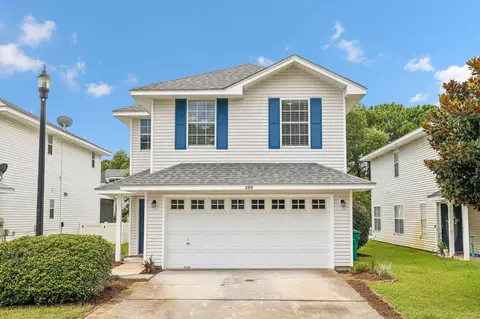 280 Twin Lakes Ln, Destin, FL 32541