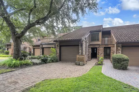 204 Regatta Dr, Niceville, FL 32578