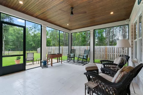 Exterior - 102 Shimmer Cir, Freeport, FL 32439 photo 3 of 13