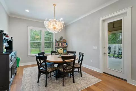 Dining - 102 Shimmer Cir, Freeport, FL 32439 photo 1 of 2