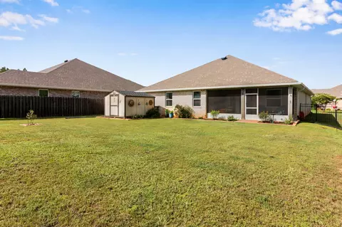 247 E Sky Way, Freeport, FL 32439 photo 8