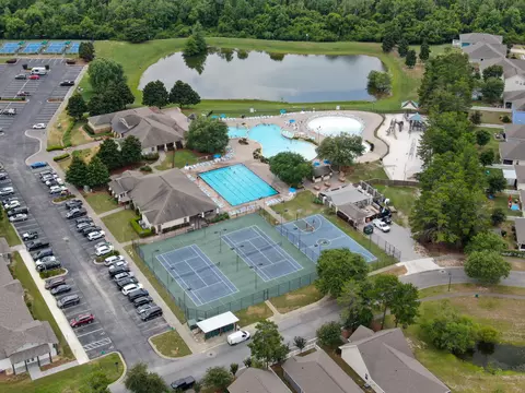 View/Area - 145 Mango Ln, Freeport, FL 32439 photo 6 of 12