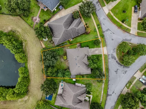 View/Area - 145 Mango Ln, Freeport, FL 32439 photo 1 of 12