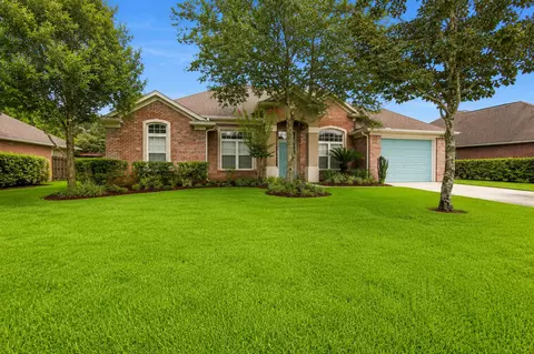 Exterior - 145 Mango Ln, Freeport, FL 32439 photo 5 of 11