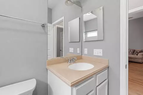 Bath - 145 Mango Ln, Freeport, FL 32439 photo 6 of 7